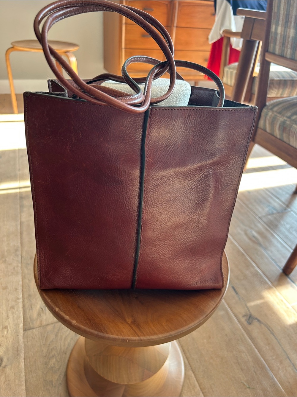 Vintage Leather Tote Bag in Deep brownish Burgundy
